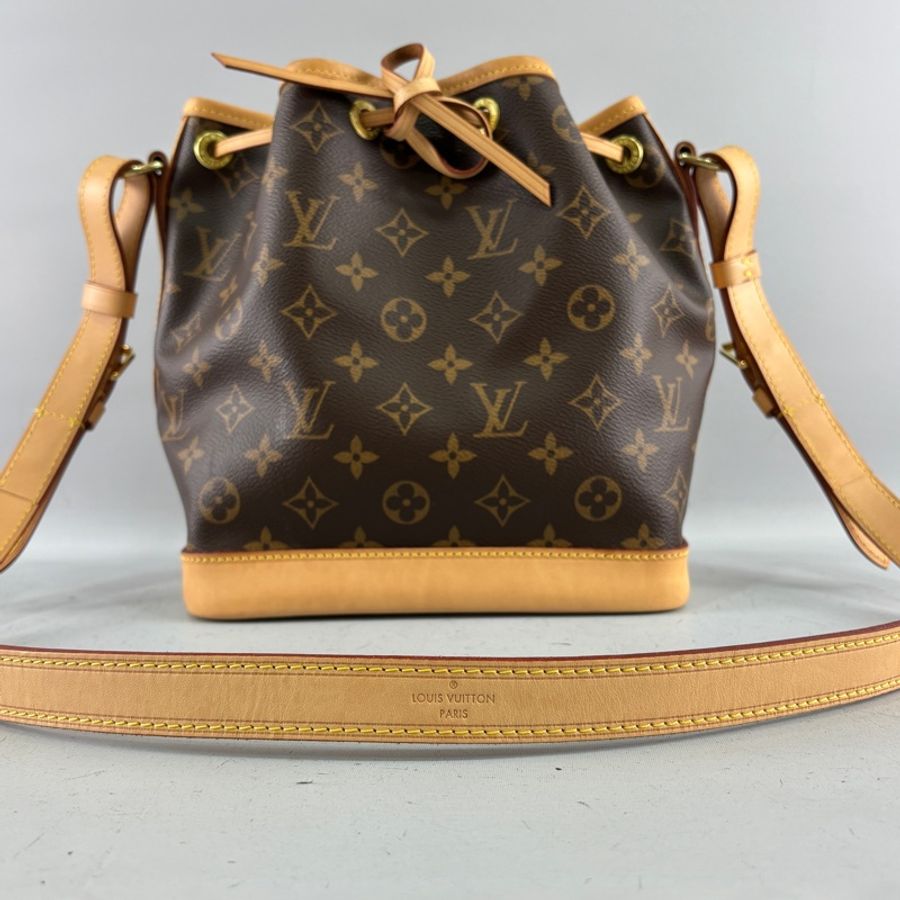 Louis Vuitton M40817經典原花水桶肩背包Noe BB-11