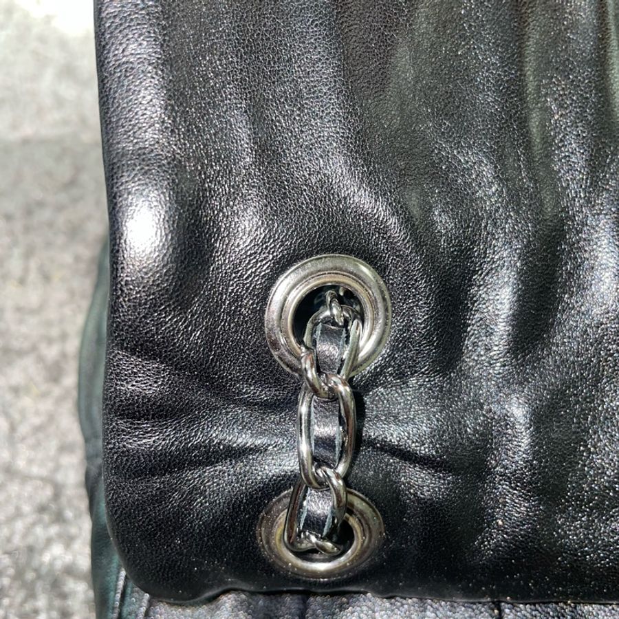 Prada 銀色鏈條單肩包-17