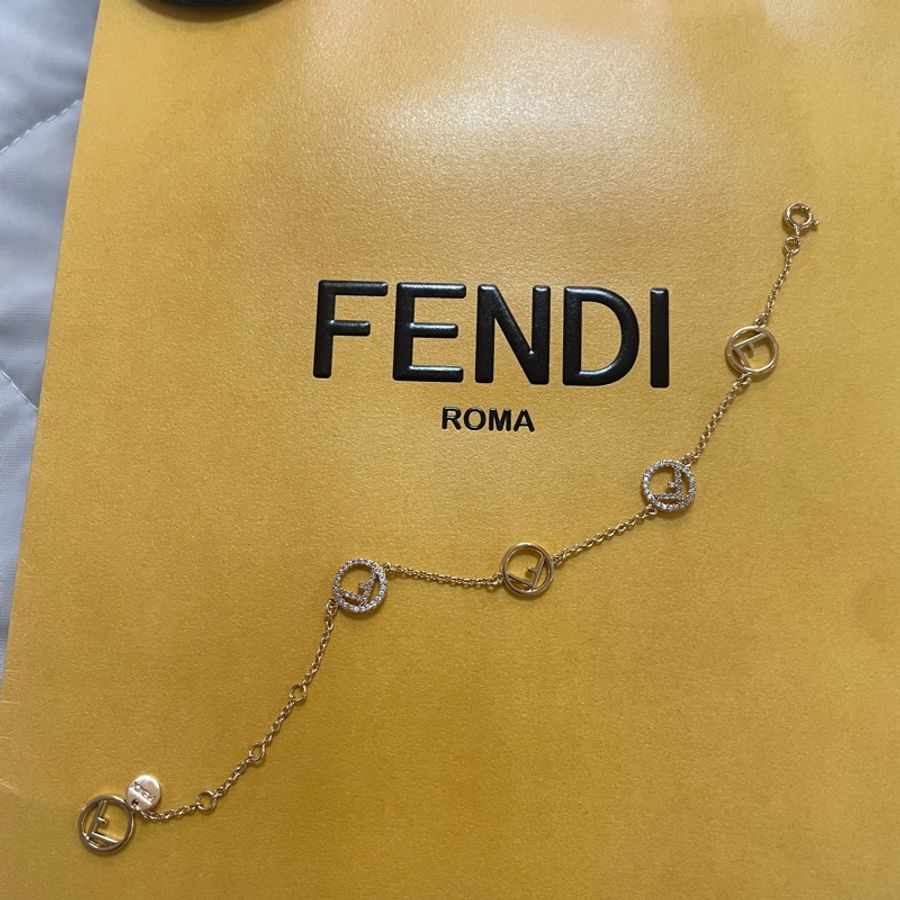 FENDI 手鍊 手環 手鏈 -全新-0