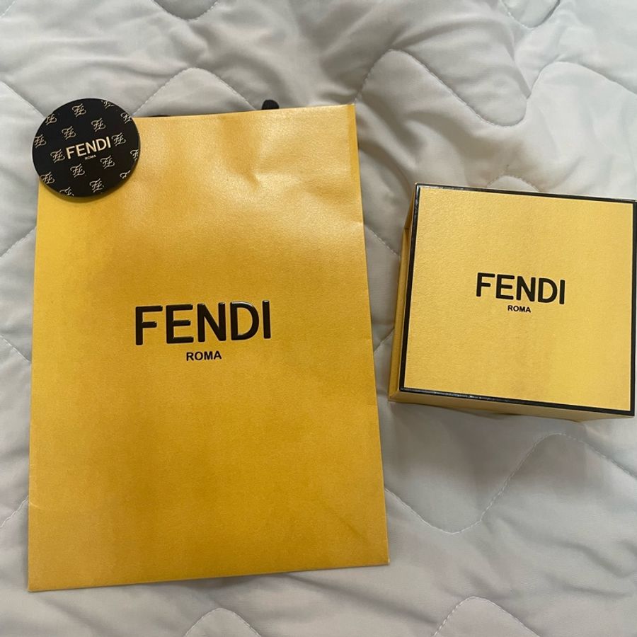 FENDI 手鍊 手環 手鏈 -全新-3