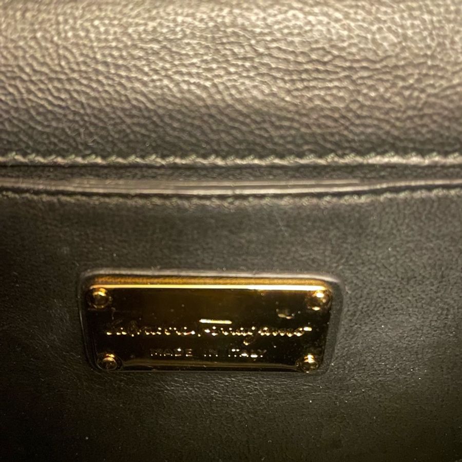 Ferragamo mini 斜背包-4
