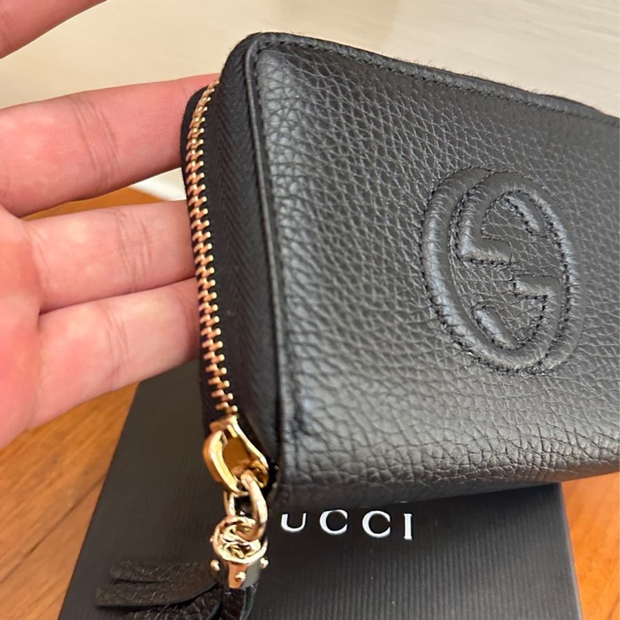 GUCCI 黑皮革流蘇ㄇ拉零錢卡包-3