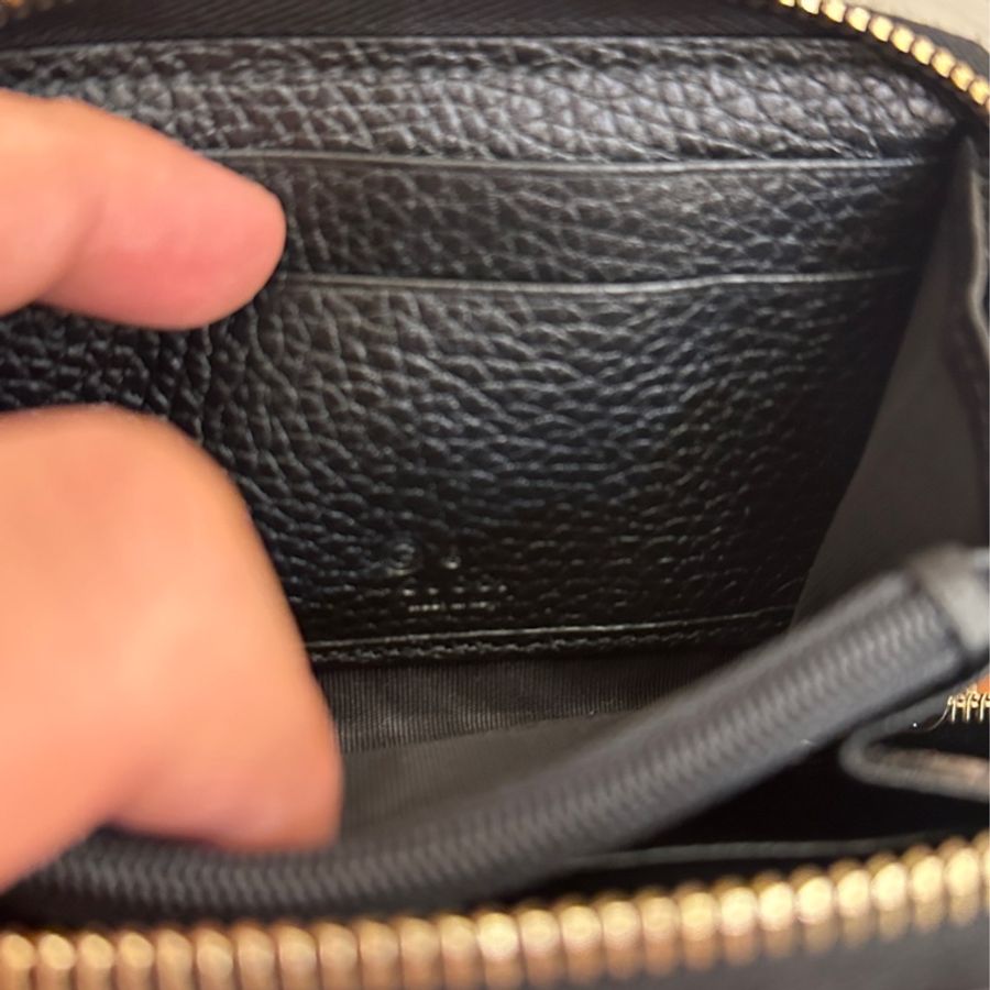 GUCCI 黑皮革流蘇ㄇ拉零錢卡包-8