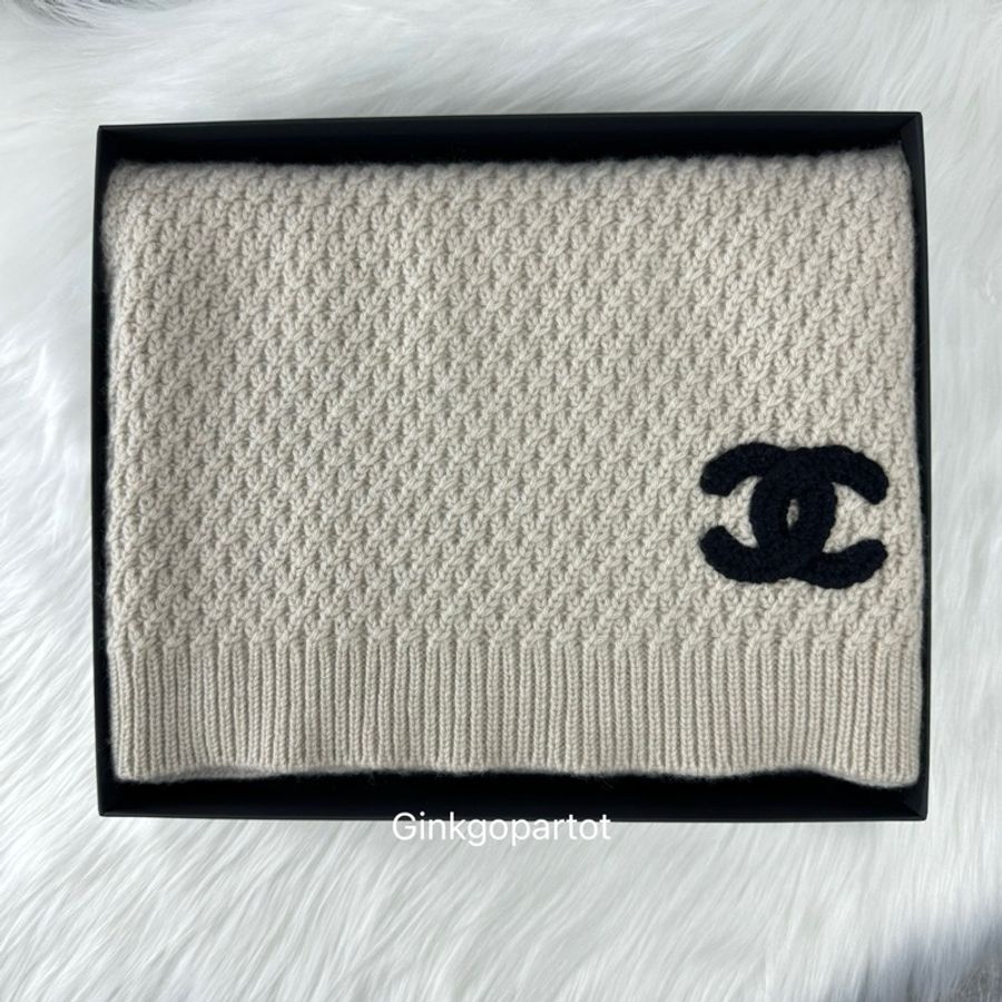 CHANEL beige色雙C圍巾-0