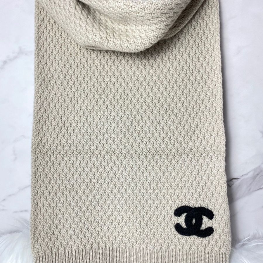 CHANEL beige色雙C圍巾-3