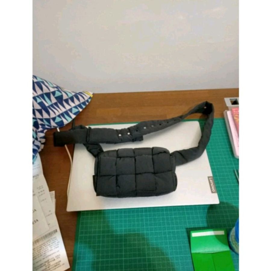 BV 8格尼龍包 ❤近全新 ❤附微風購證 肩背包 /斜挎包-2