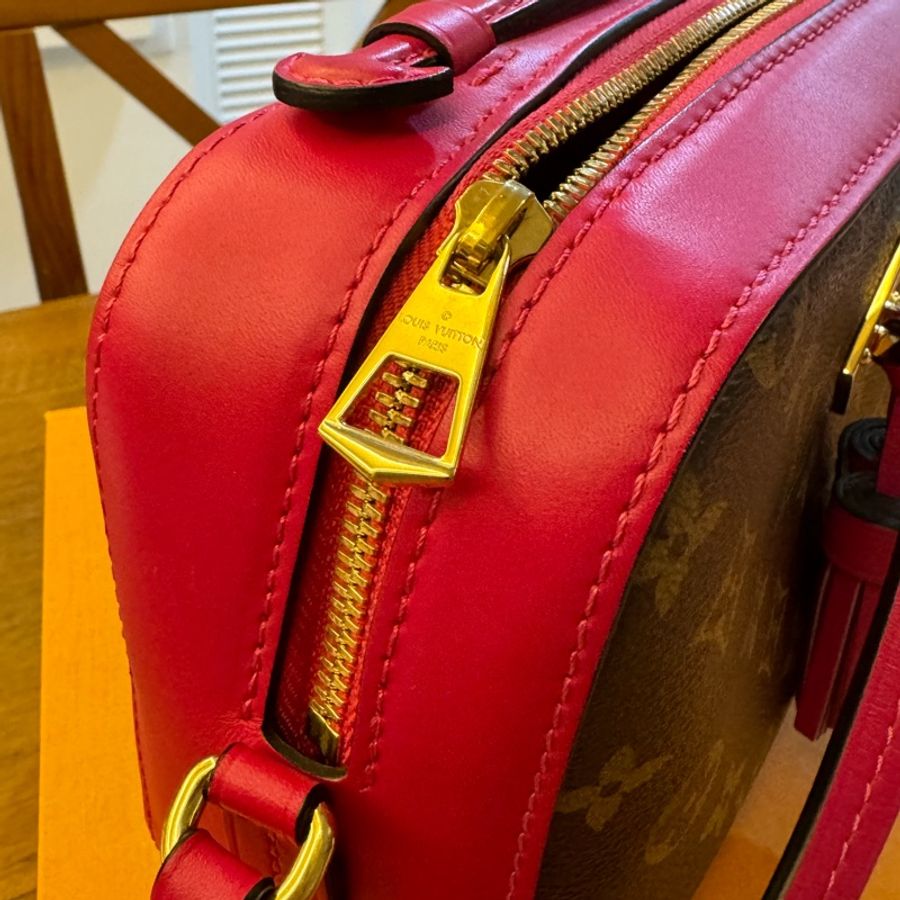 Louis Vuitton 流蘇小手提斜背相機包-25