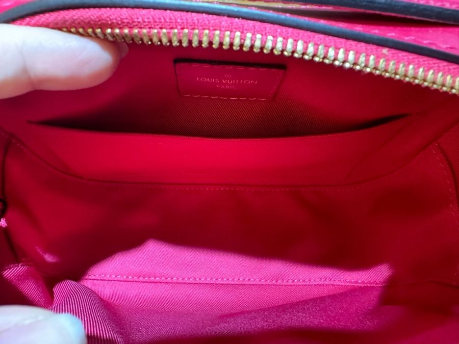 Louis Vuitton 流蘇小手提斜背相機包-21