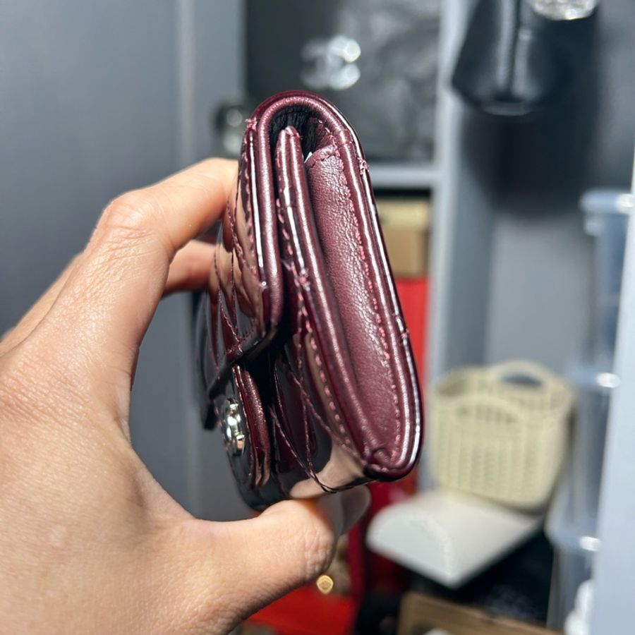 真品 正品 CHANEL 亮面小羊皮 扣蓋零錢卡片夾-4