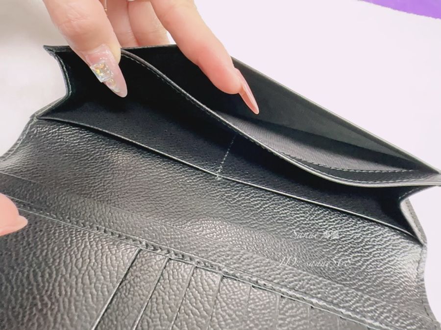 PRADA 黑牛皮對開扣式長夾-5