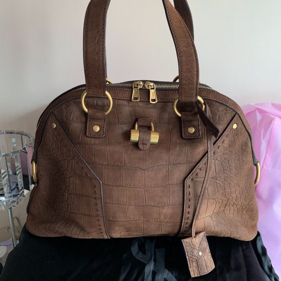 Yves Saint Laurent-0