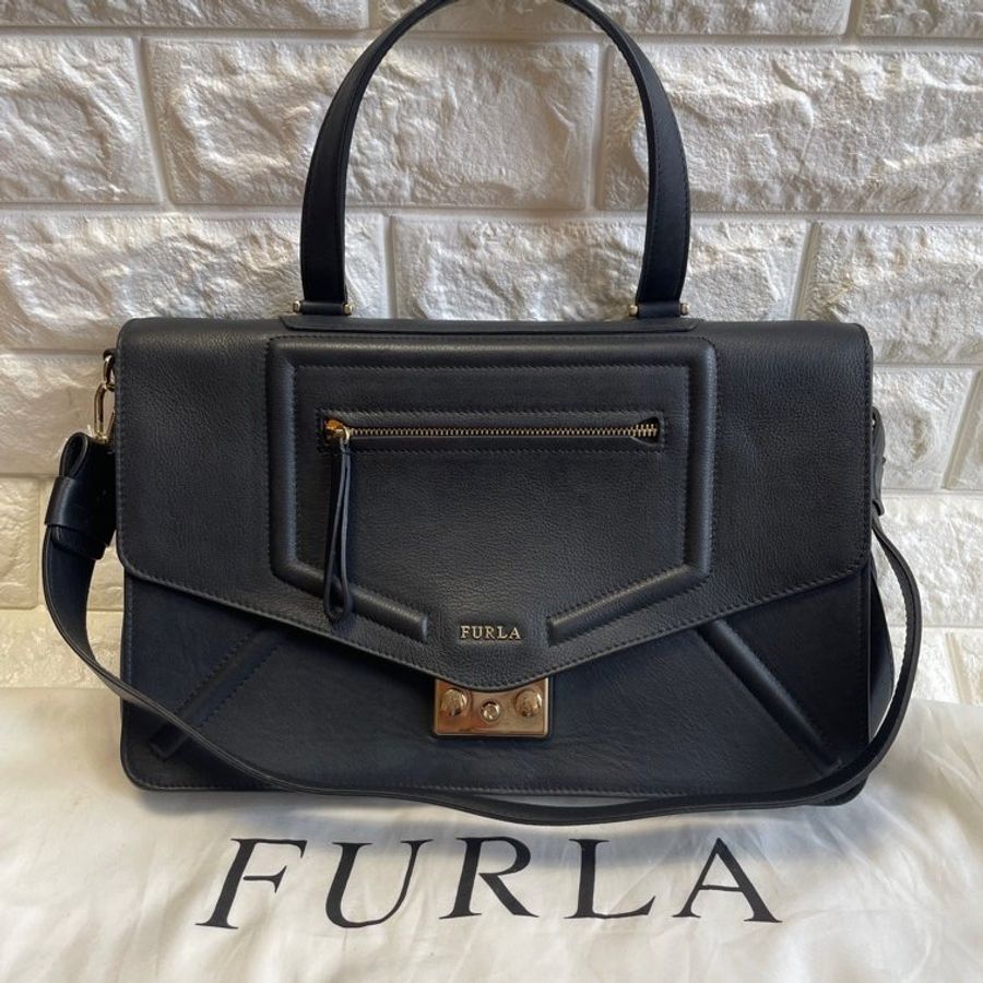 Furla-0