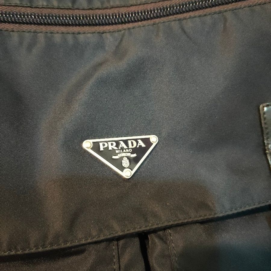 【♥️女神購物節❤️限時一週降價】㊣✨ PRADA✨普拉達（附防塵袋）深藍色 掀蓋式 皮革 帆布 郵差包 肩背包 斜背包/二手包/二手精品/保證正品-2
