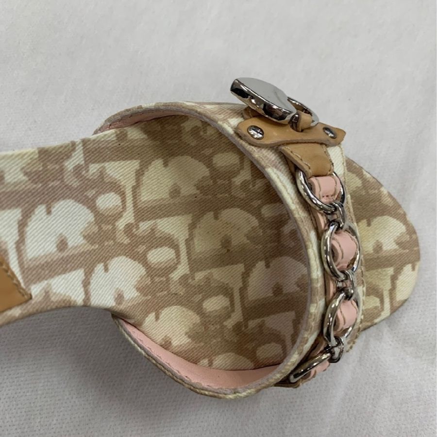 DIOR LOGO 經典氣質中跟涼鞋拖鞋 35.5號 附鞋盒 復興微風廣場購買 有去加500元的鞋底墊-14