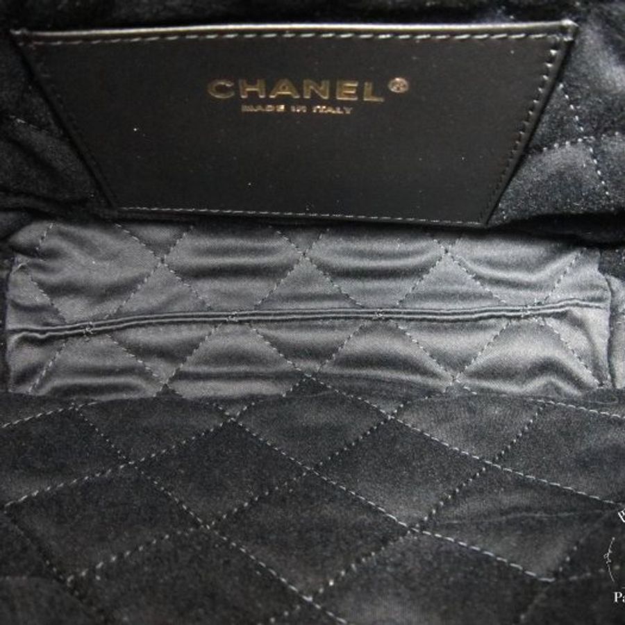 【巴黎站二手名牌專賣店】＊全新現貨＊CHANEL香奈兒真品＊AS3980黑牛皮金LOGO Mini22Bag斜背包-3