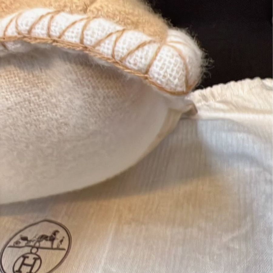 全新HERMES 愛馬仕baby抱枕 奶茶色-7