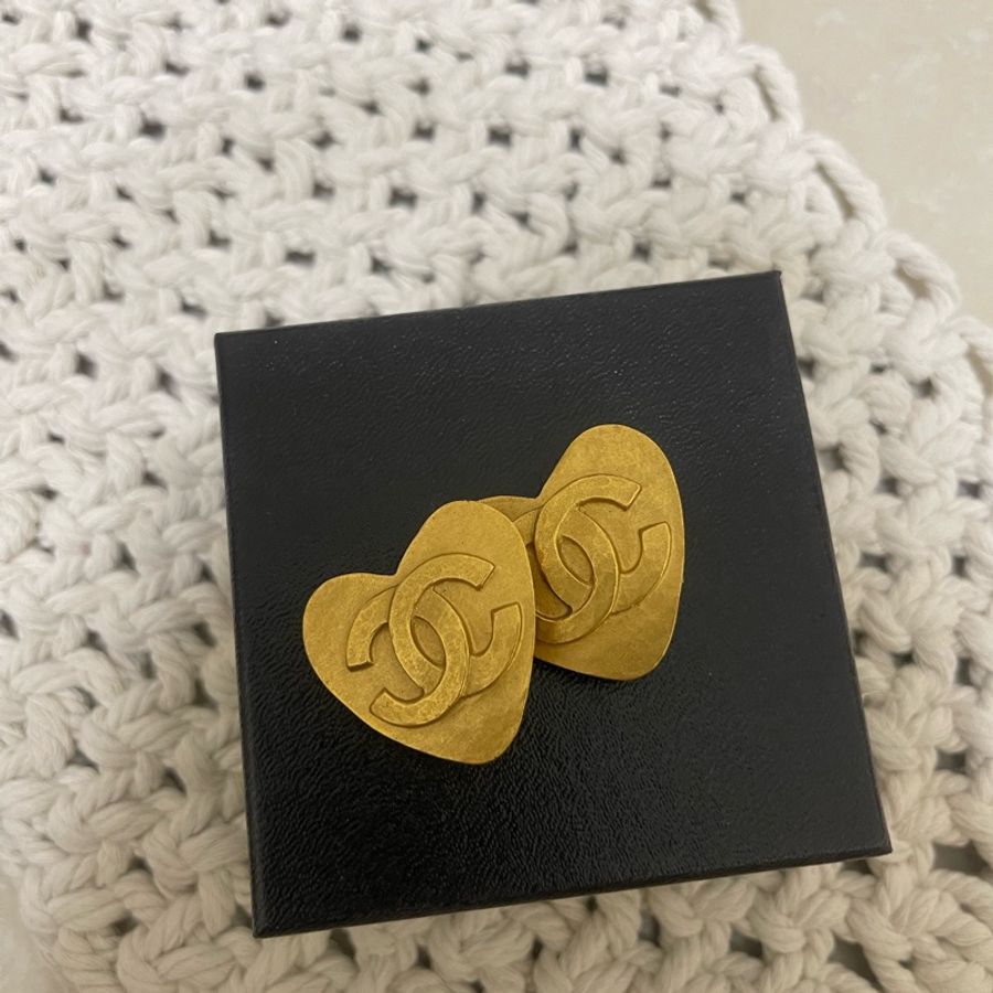 VINTAGE CHANEL 夾式3CM 雙C愛心耳環-3