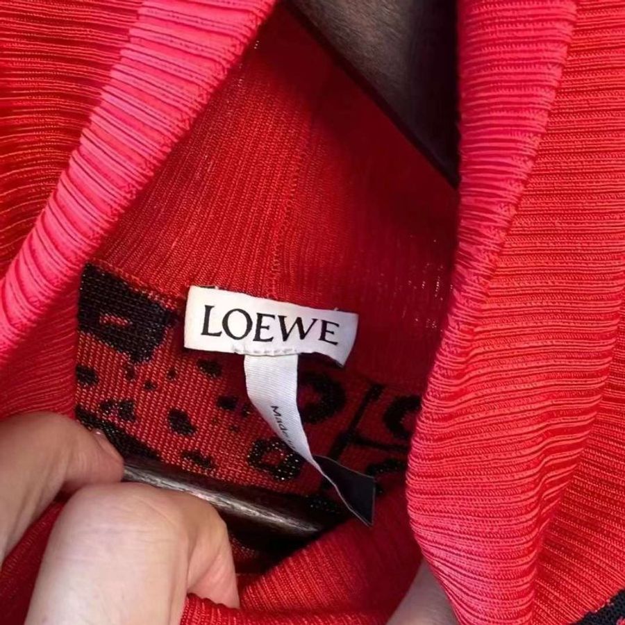 Loewe毛衣裙 尺寸s 很新-1