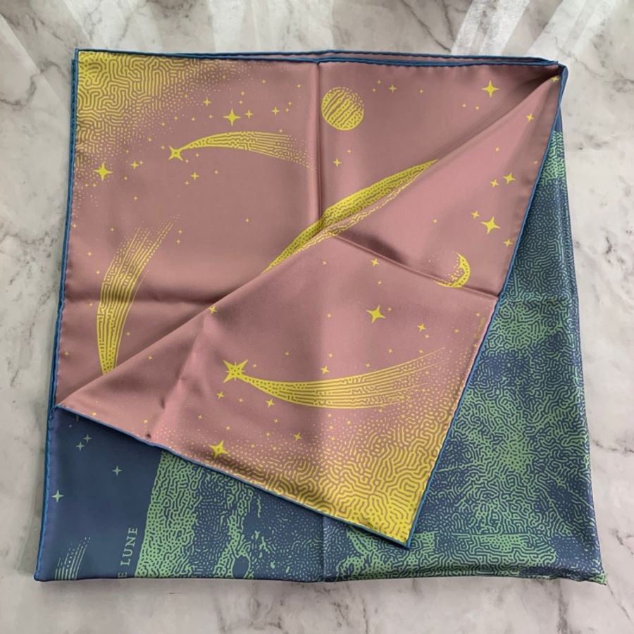 🦄全新品未使用僅拍照 Hermès 「Clair de Lune 月光」 真絲雙面絲巾(100% 真絲)-19