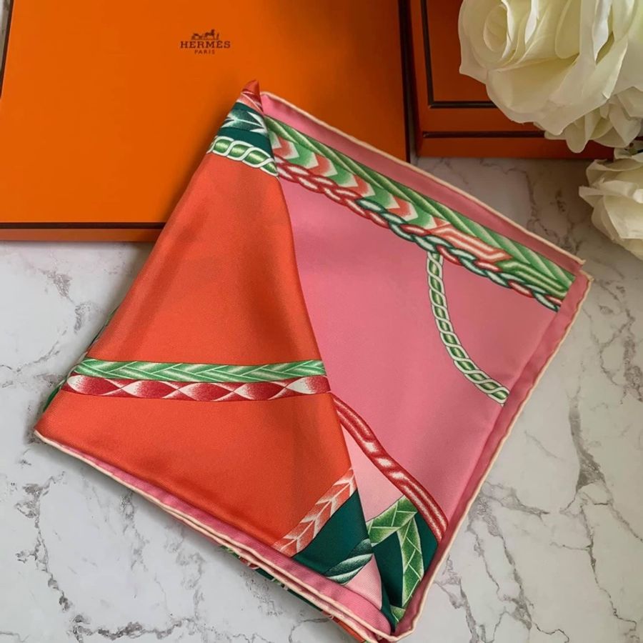 Hermes Robe Du Soir 90 x 90 cm真絲圍巾-3
