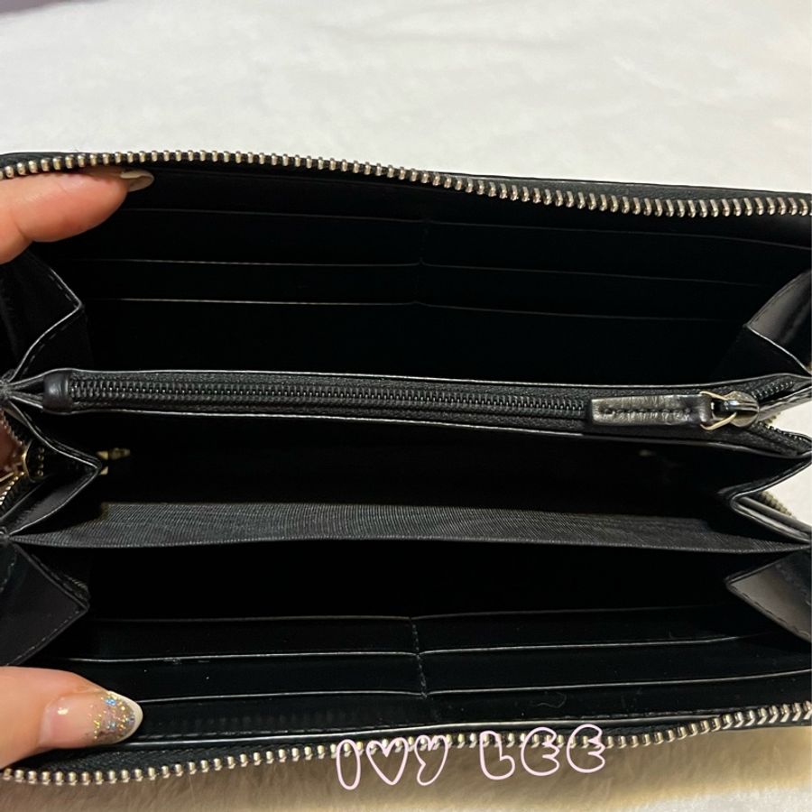 GUCCI 473928 經典Signature系列GG壓紋銀色金屬LOGO牛皮拉鍊長夾(黑色) 二手精品-2