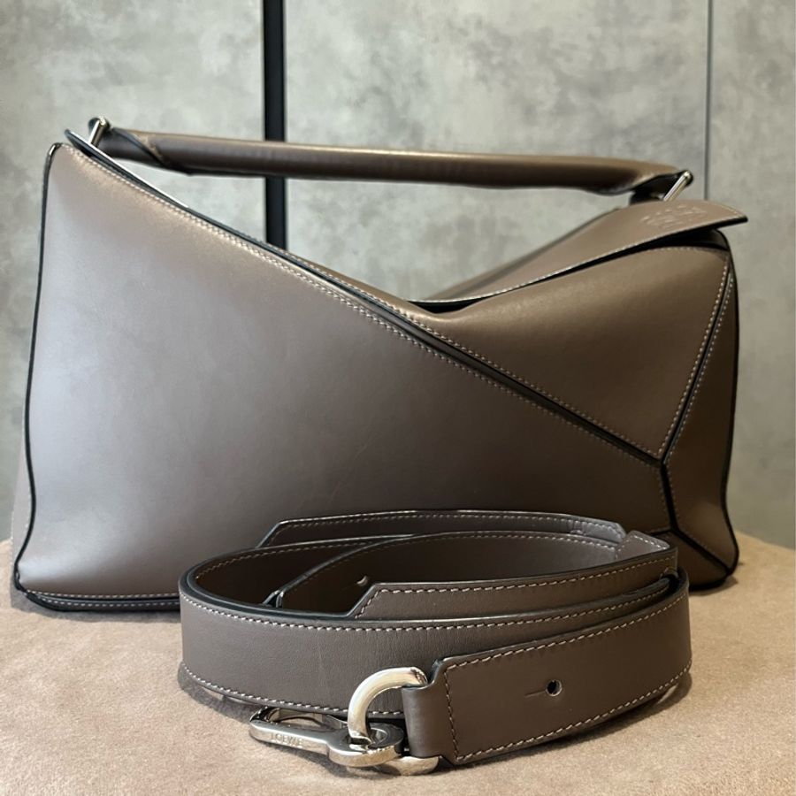 Loewe Puzzle Large 深灰褐色-2