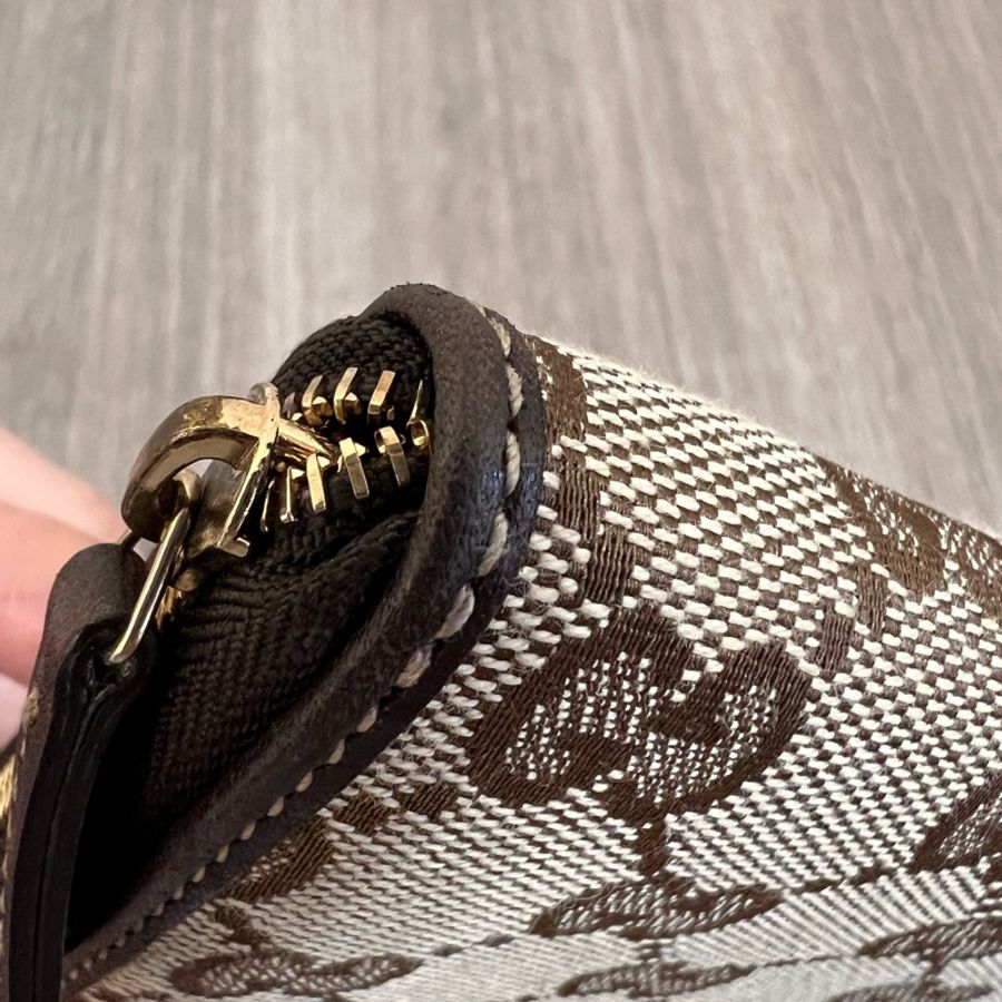 Gucci 235558 咖啡色 老花 帆布 拉鍊 零錢包 卡夾 卡包 名片夾-13