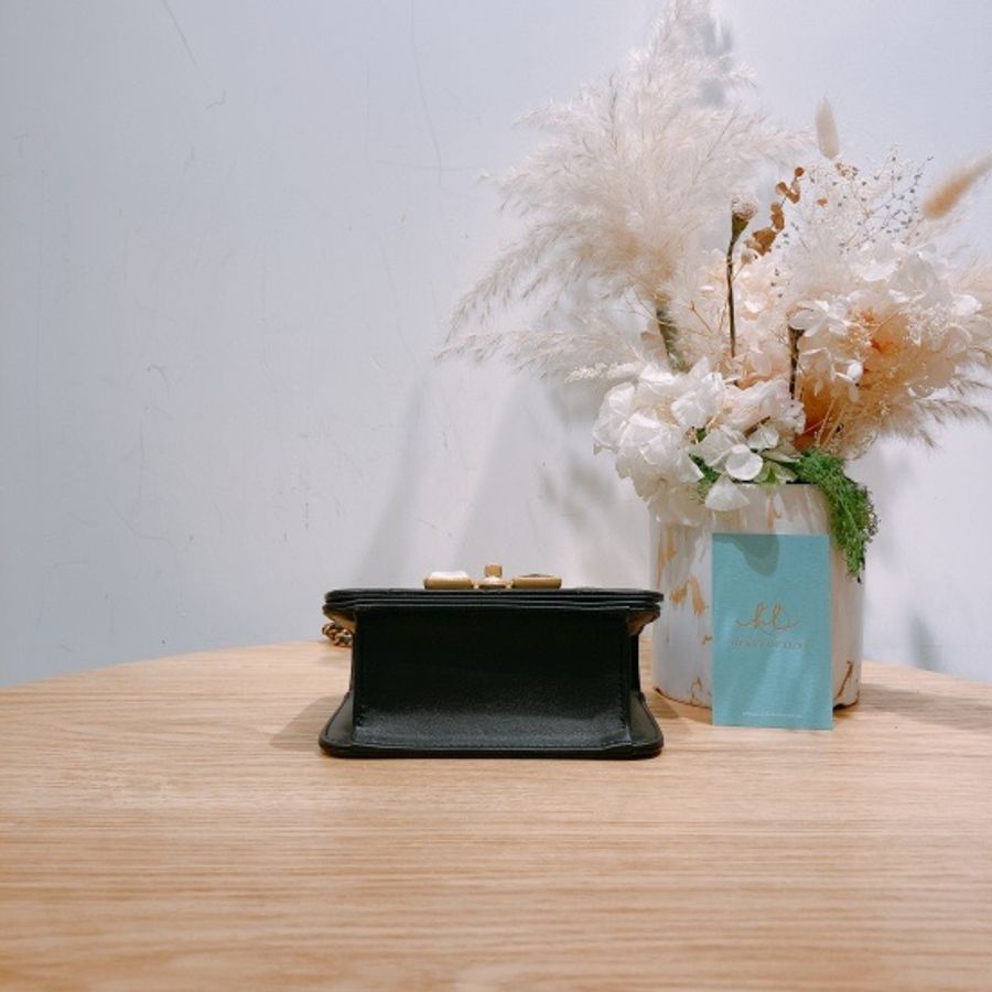 CHANEL 香奈兒季節限定貝母面翻蓋包包CRYSTAL PEARL MINI FLAP BAG LAMBSKIN-1