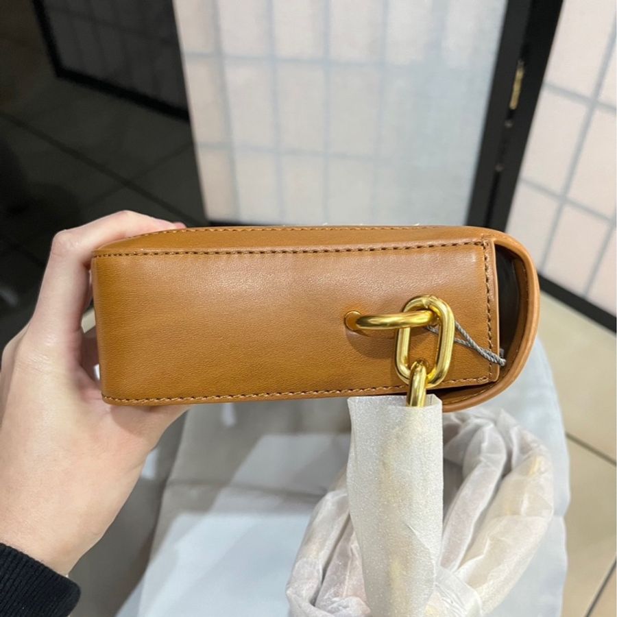 CHARLES & KEITH 編織包 肩背包 送禮首選 現貨-4