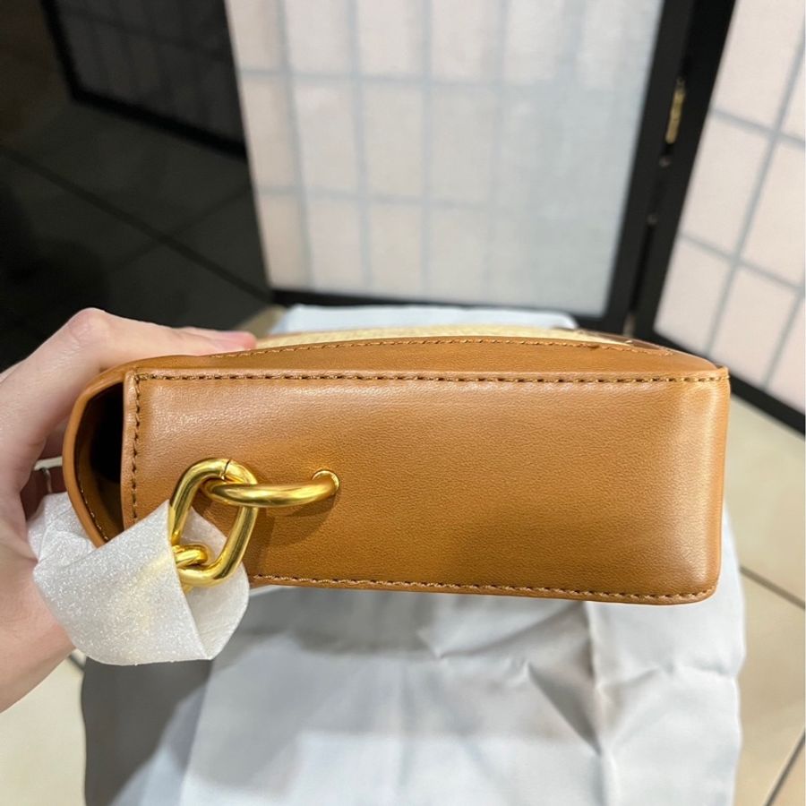 CHARLES & KEITH 編織包 肩背包 送禮首選 現貨-8