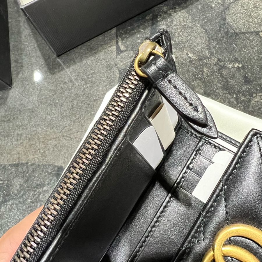 GUCCI 古馳 GG Marmont 金屬雙G LOGO絎縫小牛皮三折扣式零錢短夾-3