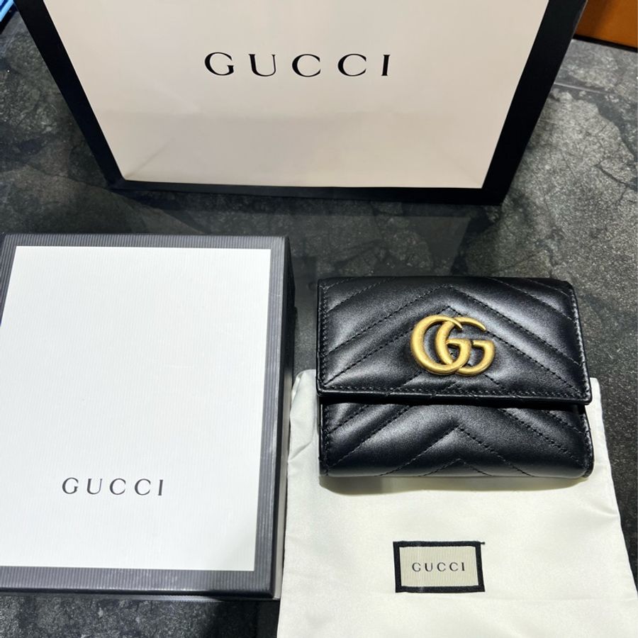 GUCCI 古馳 GG Marmont 金屬雙G LOGO絎縫小牛皮三折扣式零錢短夾-11