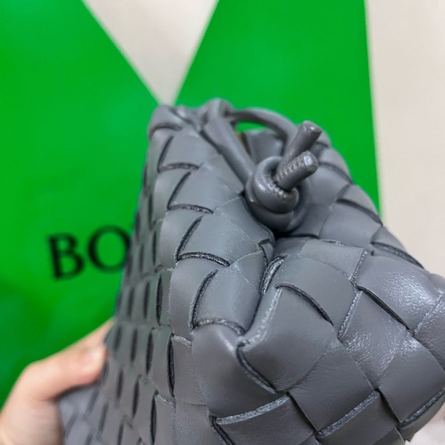 BoTTEGA VENETA-13