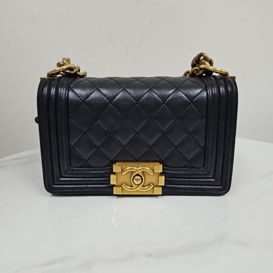 Chanel Boy 20-0