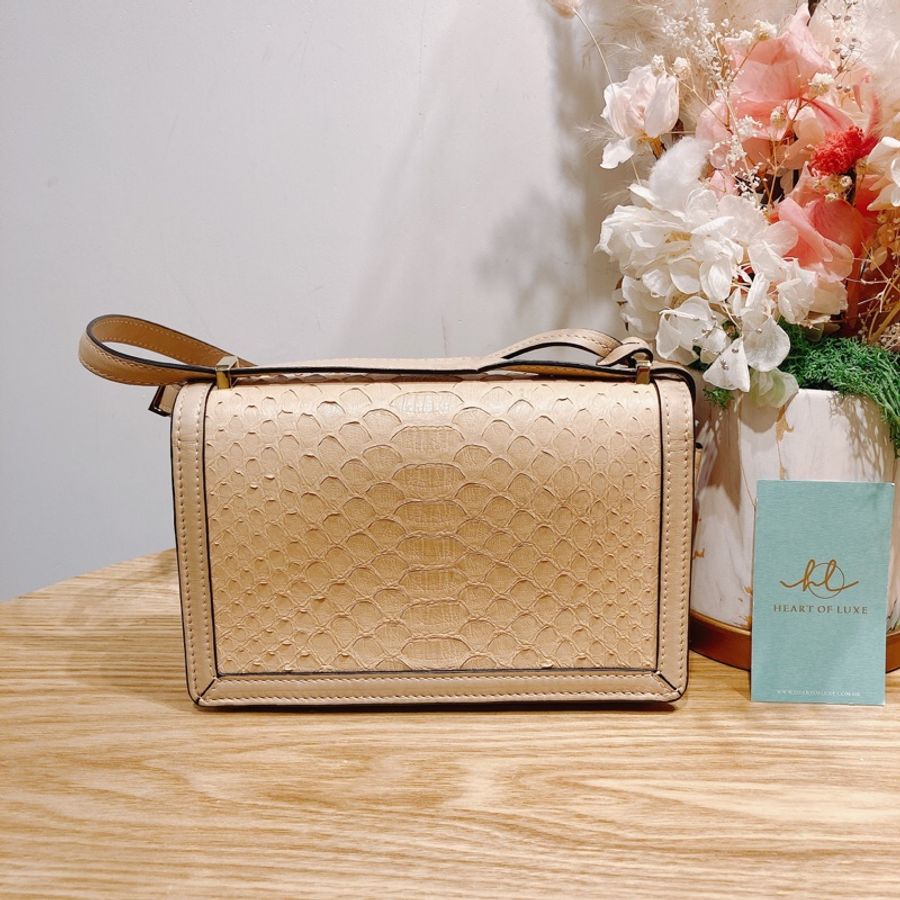 LOEWE 羅意威小號蛇皮翻蓋式肩帶包包BARCELONA SMALL BAG-1