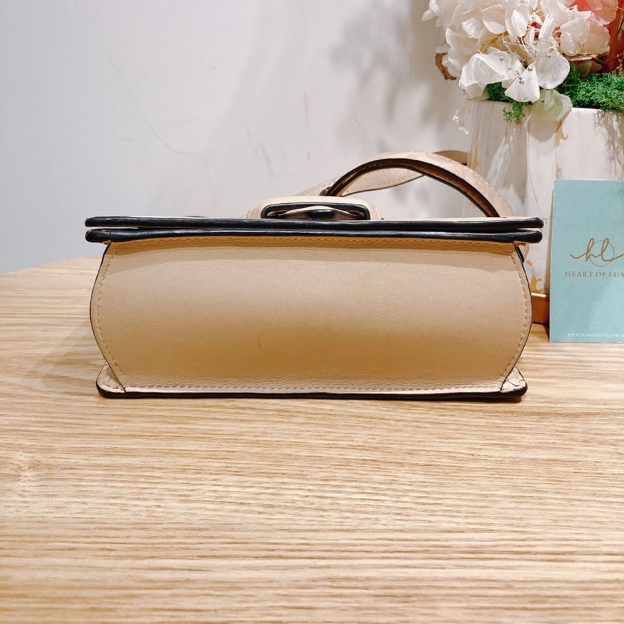 LOEWE 羅意威小號蛇皮翻蓋式肩帶包包BARCELONA SMALL BAG-2
