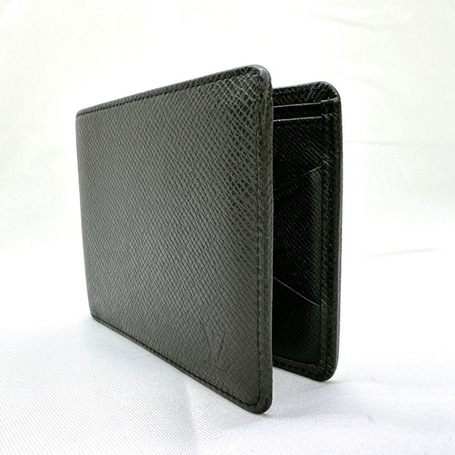 LV Multiple Taiga皮革短夾-2