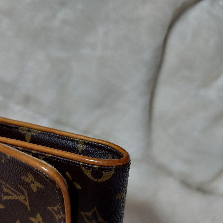 LV 老花 信封包 翻蓋包 手拿 斜背-13