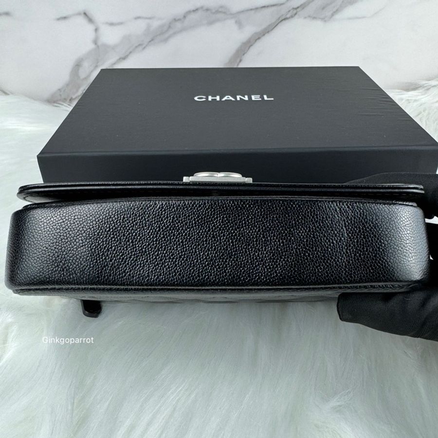 CHANEL boy手機鏈條包-12