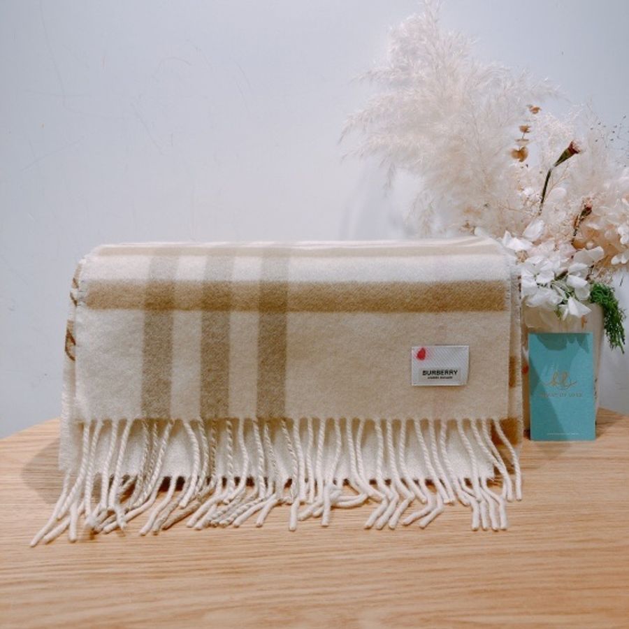 BURBERRY CONTRAST CHECK SCARF 30 X 168CM CAAHMERE巴寶莉羊毛格子圍巾-0