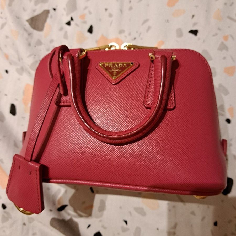 Prada 桃粉防刮牛皮金扣mini手提斜側背貝殼包-0