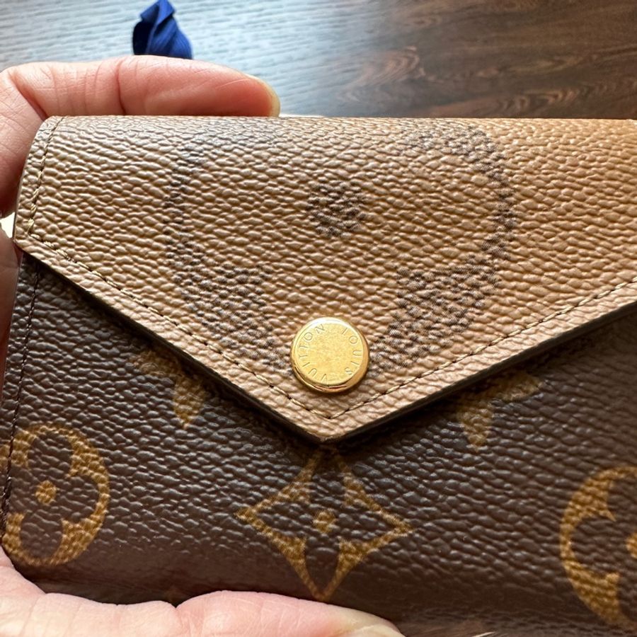 Louis Vuitton Zoe 小型皮夾/錢包 M80725-1