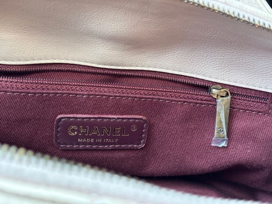 Chanel 粉色小號雙面菱格保齡球包/土司包/波士頓包-18