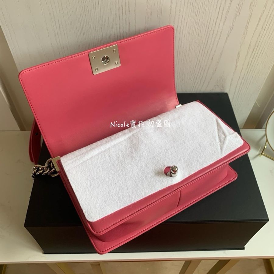Chanel BOY 25 粉/銀鍊-28