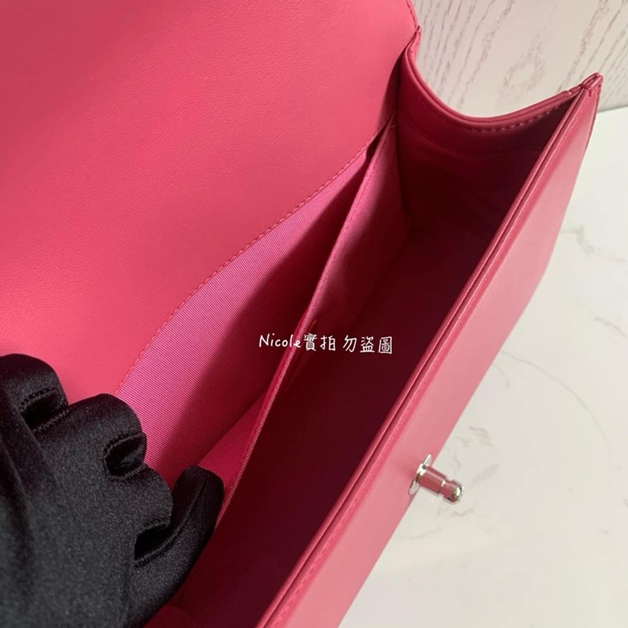 Chanel BOY 25 粉/銀鍊-29