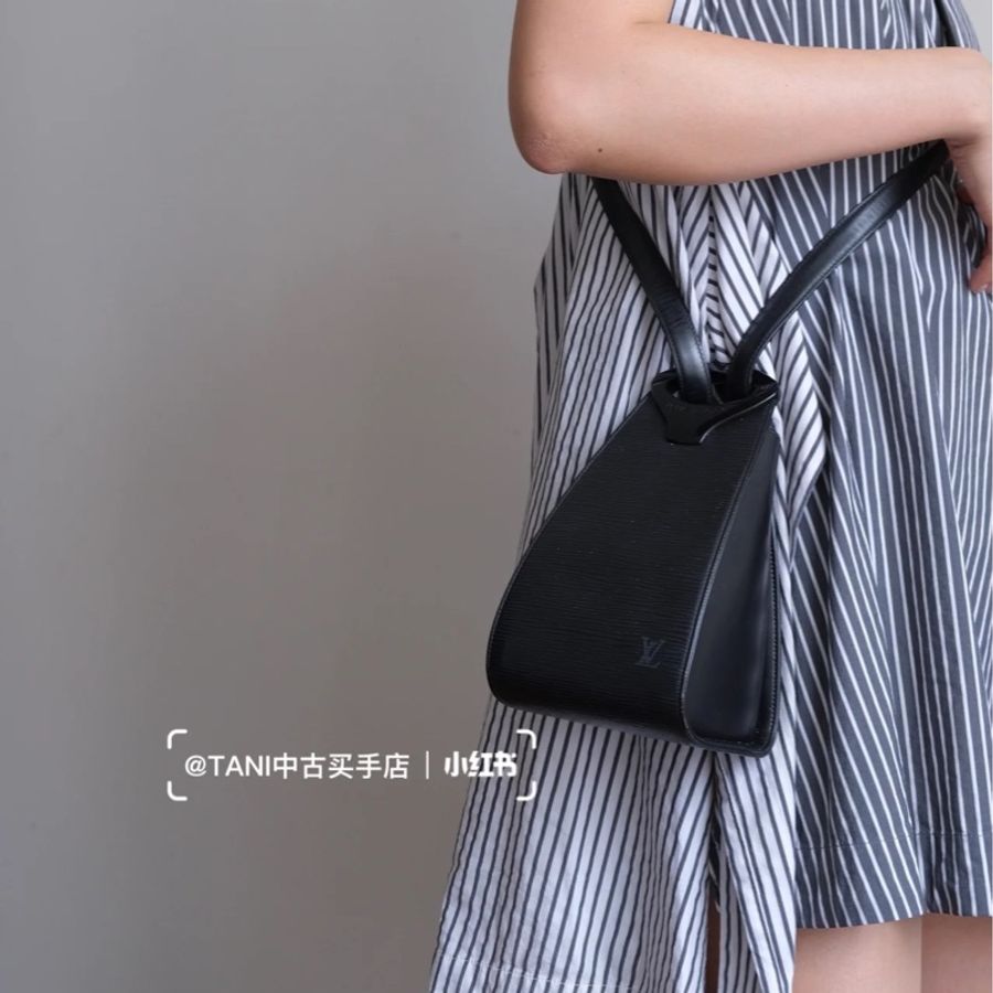 LOUIS VUITTON M52392單肩包Epi皮革黑色-1