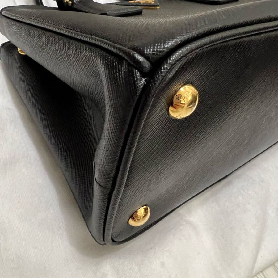 小號Prada Galleria Saffiano皮革手袋-16