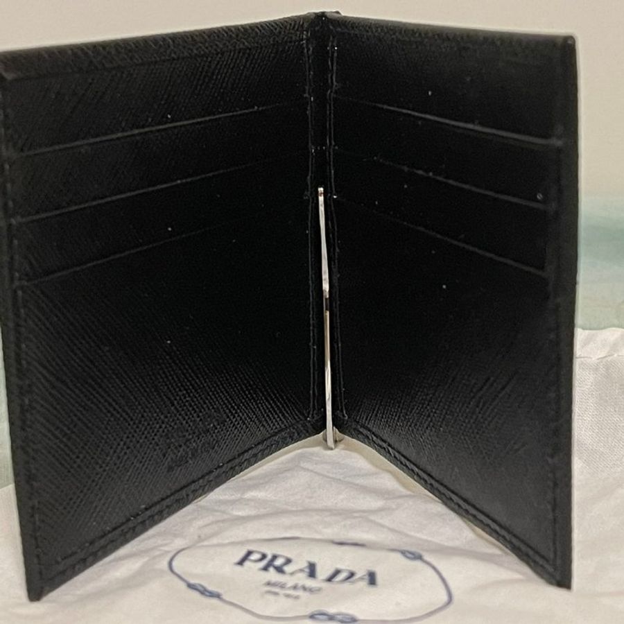 Prada黑色牛皮銀包-3