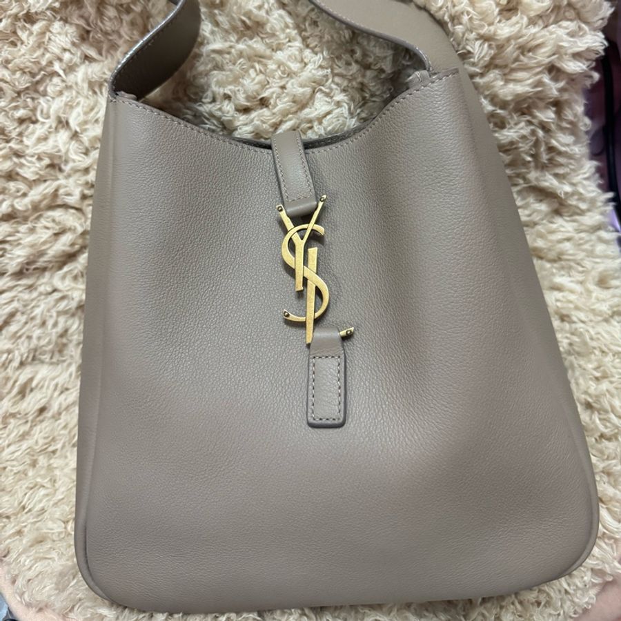 YSL le5a7 hobo包 小款hobo SAINT LAURENT 駝色手提包 經典柔軟款式手袋 麂皮襯裡-0