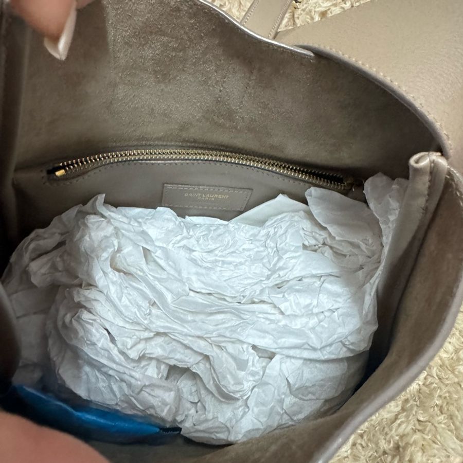 YSL le5a7 hobo包 小款hobo SAINT LAURENT 駝色手提包 經典柔軟款式手袋 麂皮襯裡-3
